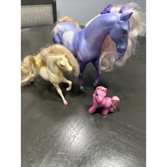 Kenner Other - Kenner Fashion Star Phillies Set Of Two Horses Plus Little Pony